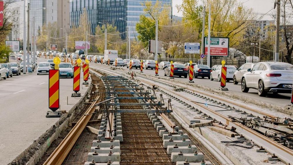 Nicușor Dan anunță începerea lucrărilor de modernizare a liniei de tramvai din Capitală. Proiectul, finanțat de constructor