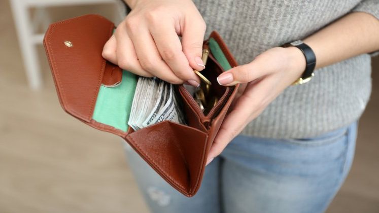 Vesti bune din piata muncii: Angajatii din mediul privat au primit salarii si bonusuri mai mari in 2017