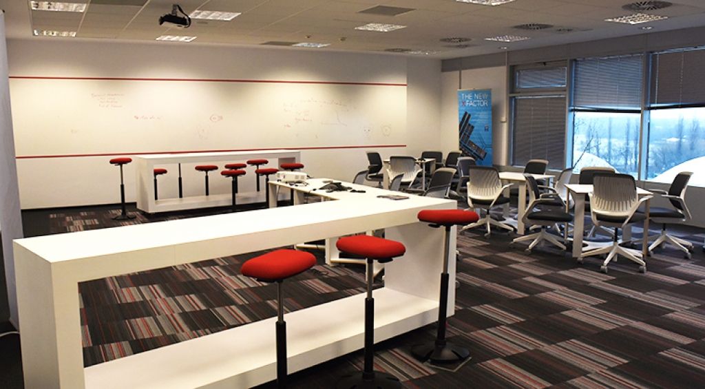 Birou de companie - Lenovo - Imagine 2