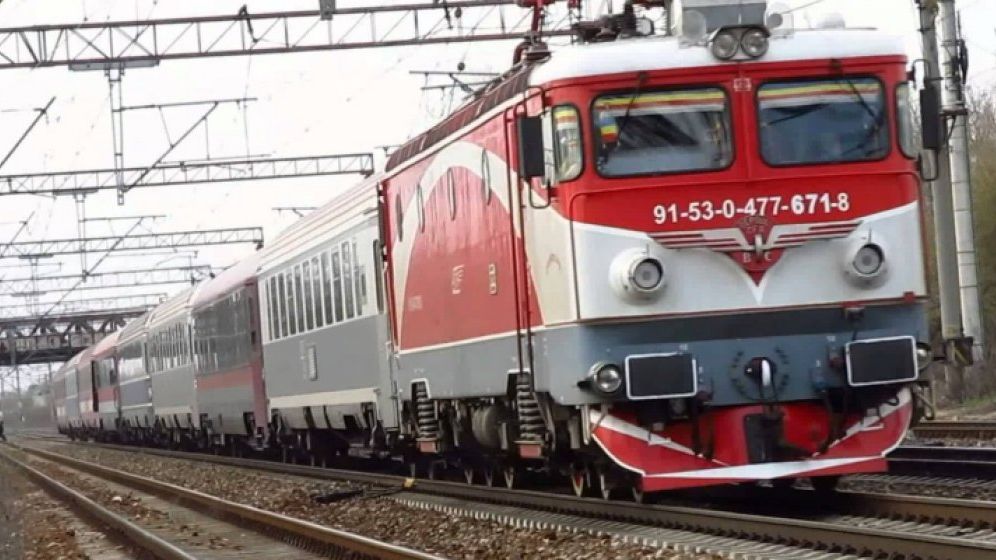 Studentii si guvernantii nu s-au inteles in privinta limitarii calatoriilor CFR. Bursele vor fi insa platite si pe timpul vacantelor