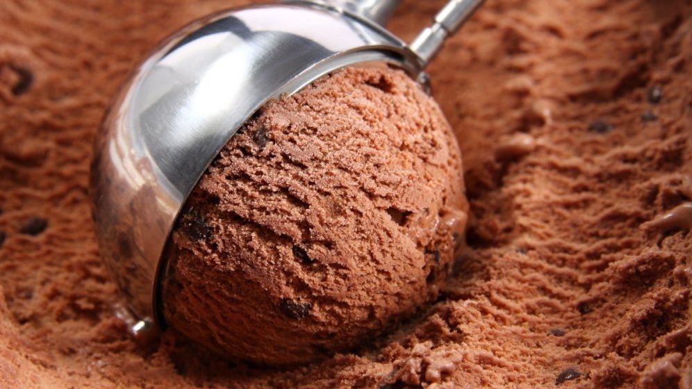 Schimbări în echipa de conducere Betty Ice: Iustina Haler-Monoranu este noul director al fabricii din Suceava