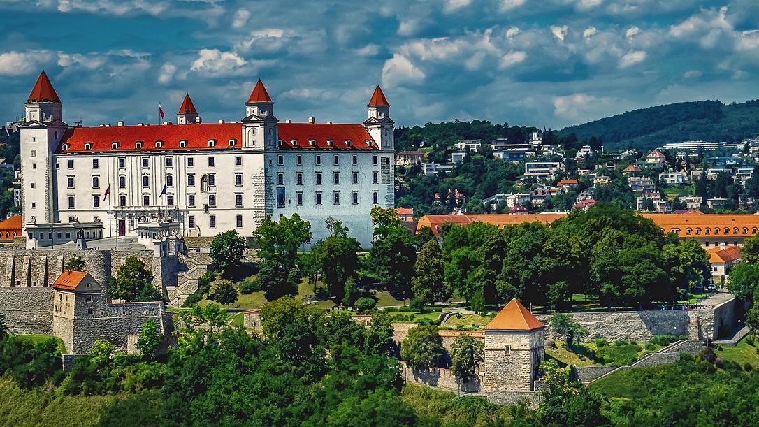 Bratislava renunță la unul dintre cele mai accesate obiective turistice. Care este motivul