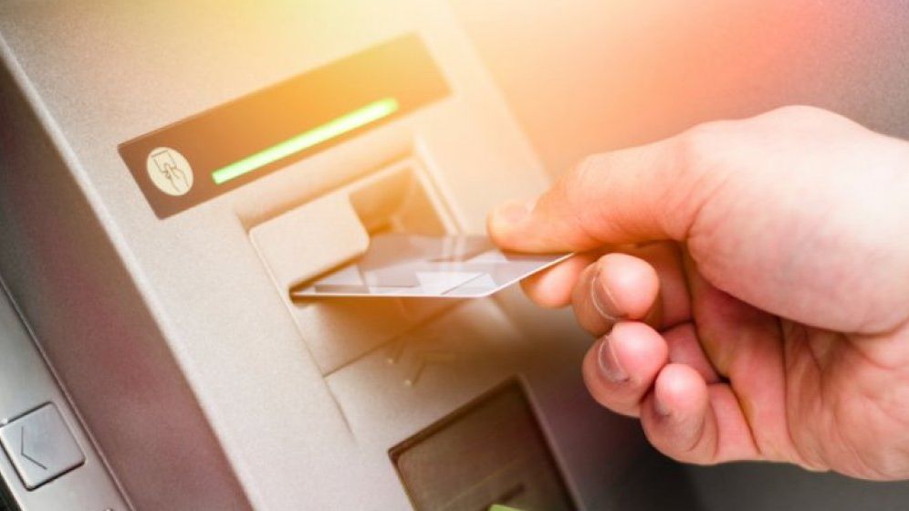 Noi detalii despre jaful de la bancomatele din Otopeni: Autorii purtau măști sanitare