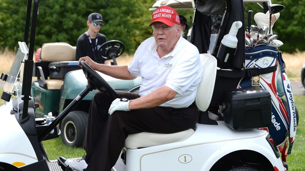 Ponta: Știu cum trebuie negociat cu Trump. Îi spui că e cel mai bun jucător de golf și cel mai puternic politician, ceea ce este. Aș fi fost un consilier bun pentru Zelenski