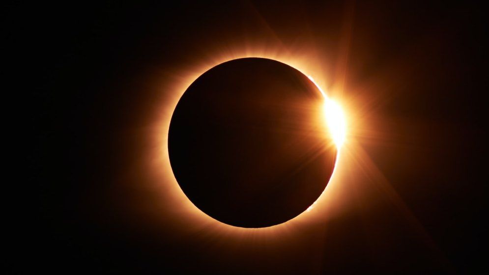 Patru destinații de vacanță de unde poate fi văzută „eclipsa secolului” din 2027, de la Spania până în Egipt