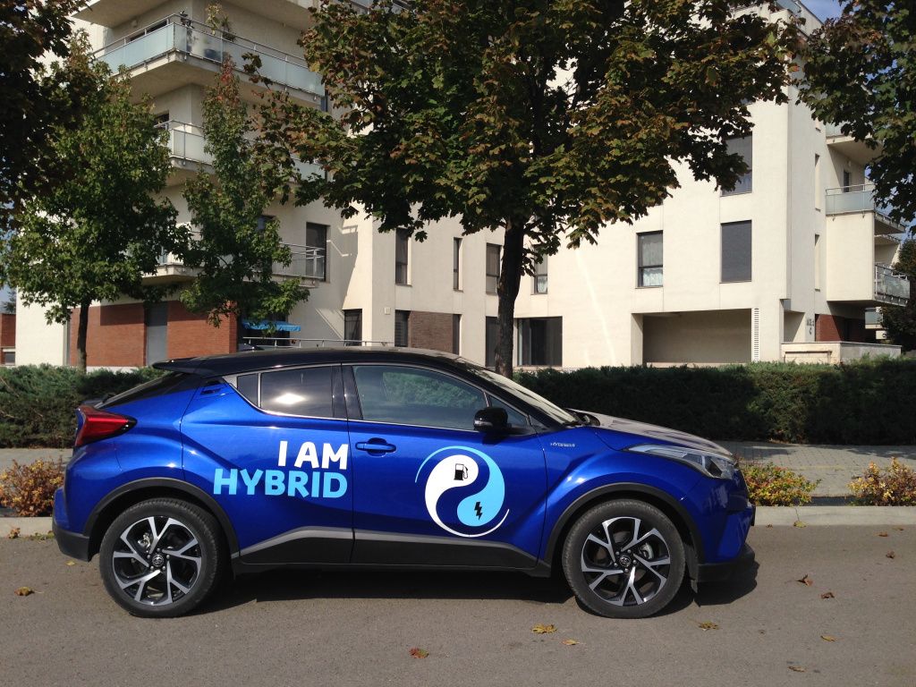 Toyota C-HR hibrid - Imagine 3