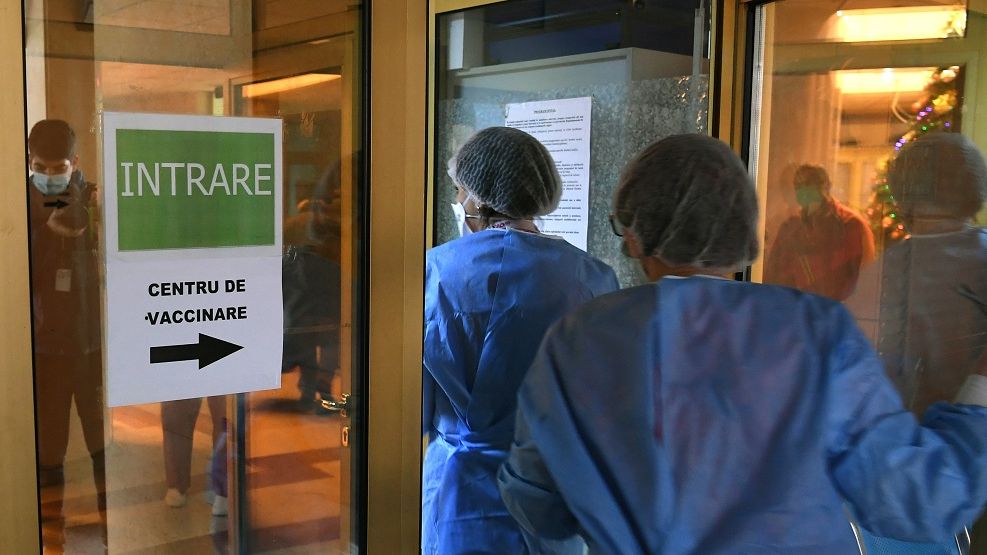 Centrele de vaccinare ale spitalelor militare vor fi deschise non-stop, timp de o săptămână