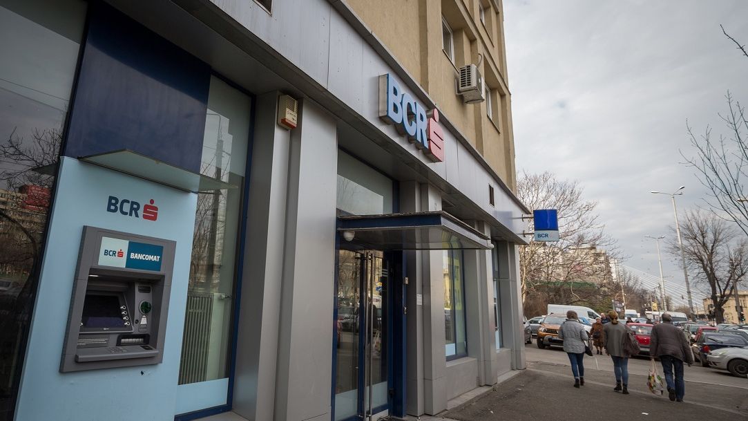Accesul în sucursala bancară doar cu programare: cum arată rezultatele primelor două zile pentru BCR