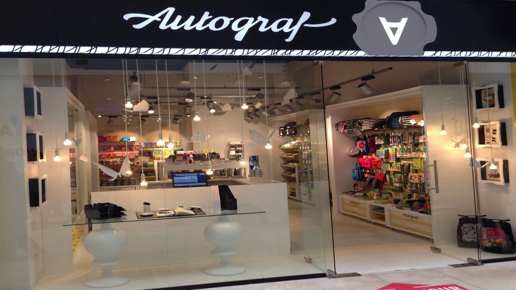 In interiorul unei afaceri de 1,5 milioane de euro: Magazinele din mall cu produse premium de papetarie si birotica