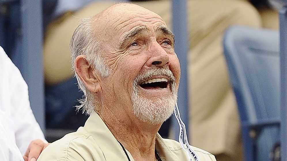 Actorul Sean Connery s-a stins din viață la vârsta de 90 de ani. A fost cel mai de succes James Bond din toate timpurile