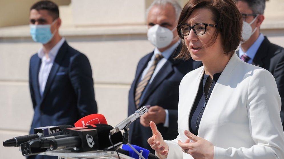 Ministrul Sănătății: Vârful valului patru va fi la sfârșitul lunii septembrie. În cel mai rău scenariu, vom avea 4000 de persoane internate