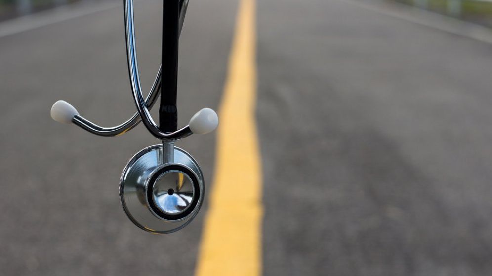 Cum arata un spital in Romania 2019? Produse medicale expirate, sala de operatii fara apa sterila si pereti degradati