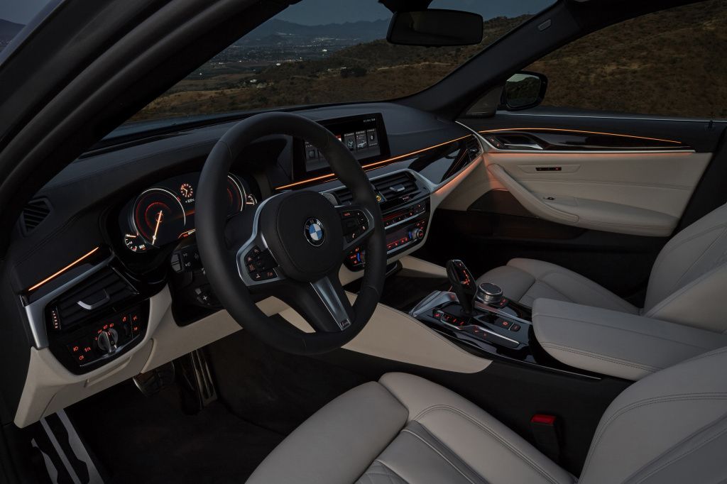 BMW Seria 5 - Imagine 5