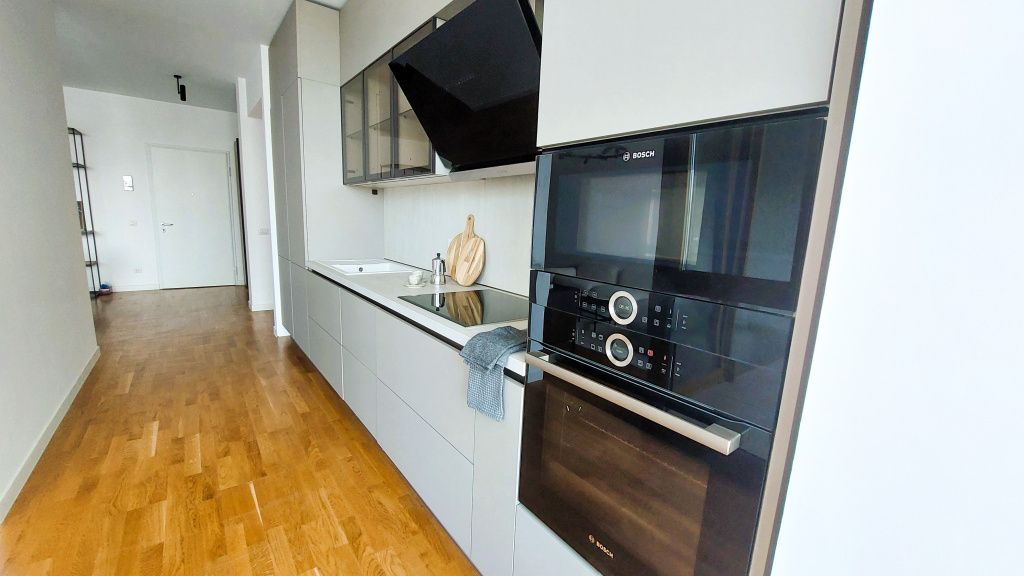 Cum arată un apartament nou cu două camere de 225.000 euro din centru Capitalei - Imagine 46