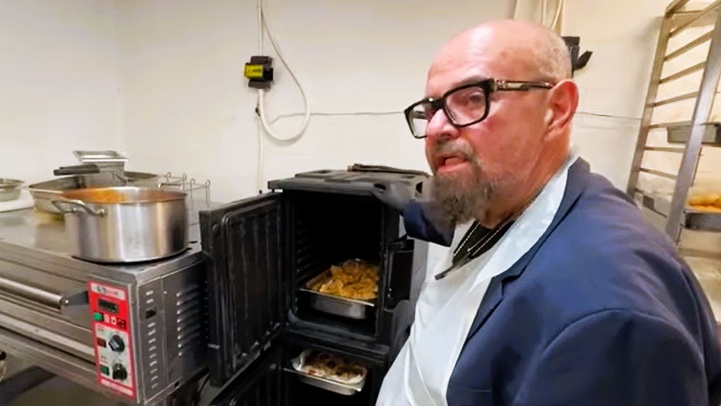 VIDEO | Piedone, în inspecție la cantina facultății de Arhitectură. Amendă de zeci de mii de lei