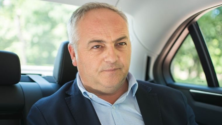 Interviu in miscare cu Felix Patrascanu, CEO FAN Courier: Intram in era aplicatiilor si ma gandesc de ce nu ar aparea un Uber si in curierat