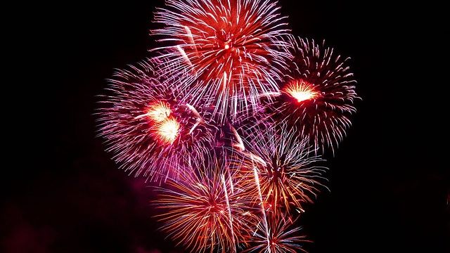 Peste 120 de tone de petarde și artificii confiscate și peste 600 de dosare penale realizate de polițiști, în perioada sărbătorilor de iarnă