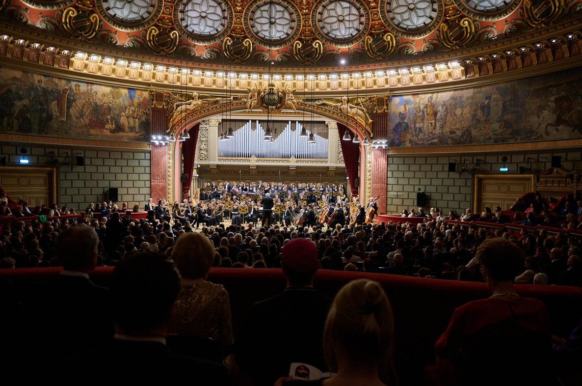Un spectacol magistral pentru susținerea tinerilor artiști, la cea de-a XVII-a ediție a Concertului Regal Caritabil