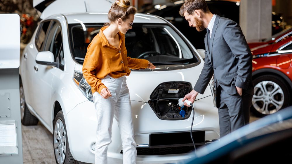 România ține pasul cu Europa de Vest la înmatriculări de mașini electrice. Clienții o fac pentru că ei cred că așa este bine