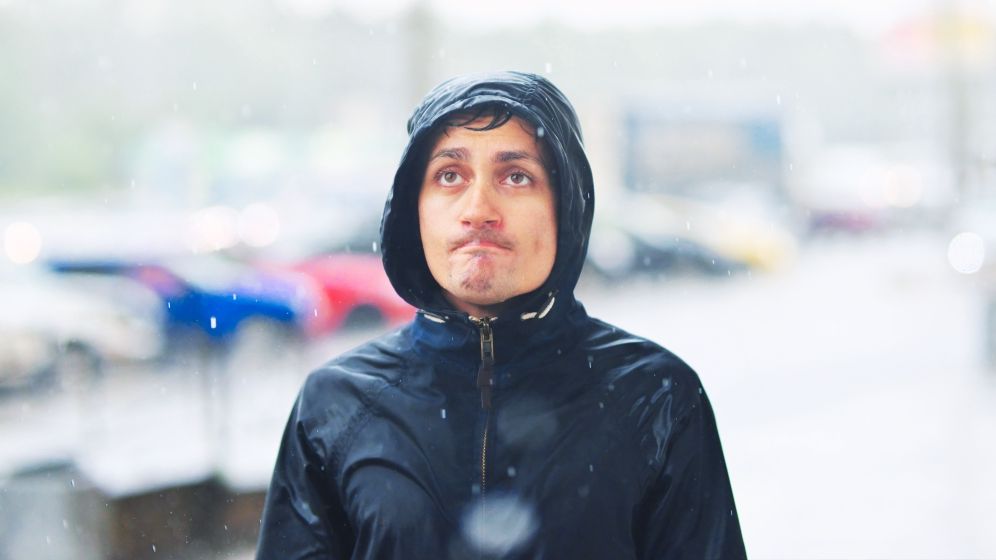 Cod portocaliu de ploi torenţiale în şapte judeţe, pe durata următoarelor ore