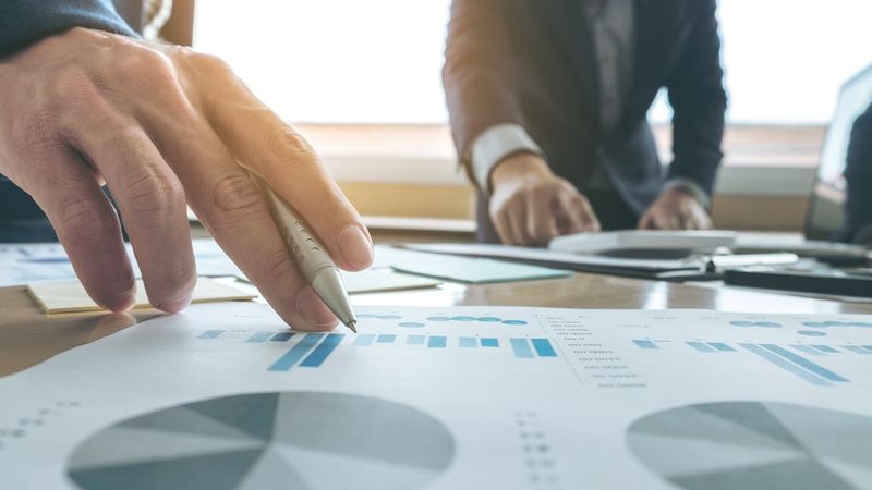 Studiu: Tichetele de masa genereaza consum, locuri de munca si venituri bugetare