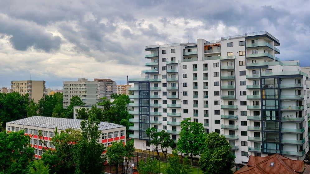 Finalul de an vine cu noi creșteri ale prețurilor de vânzare a apartamentelor