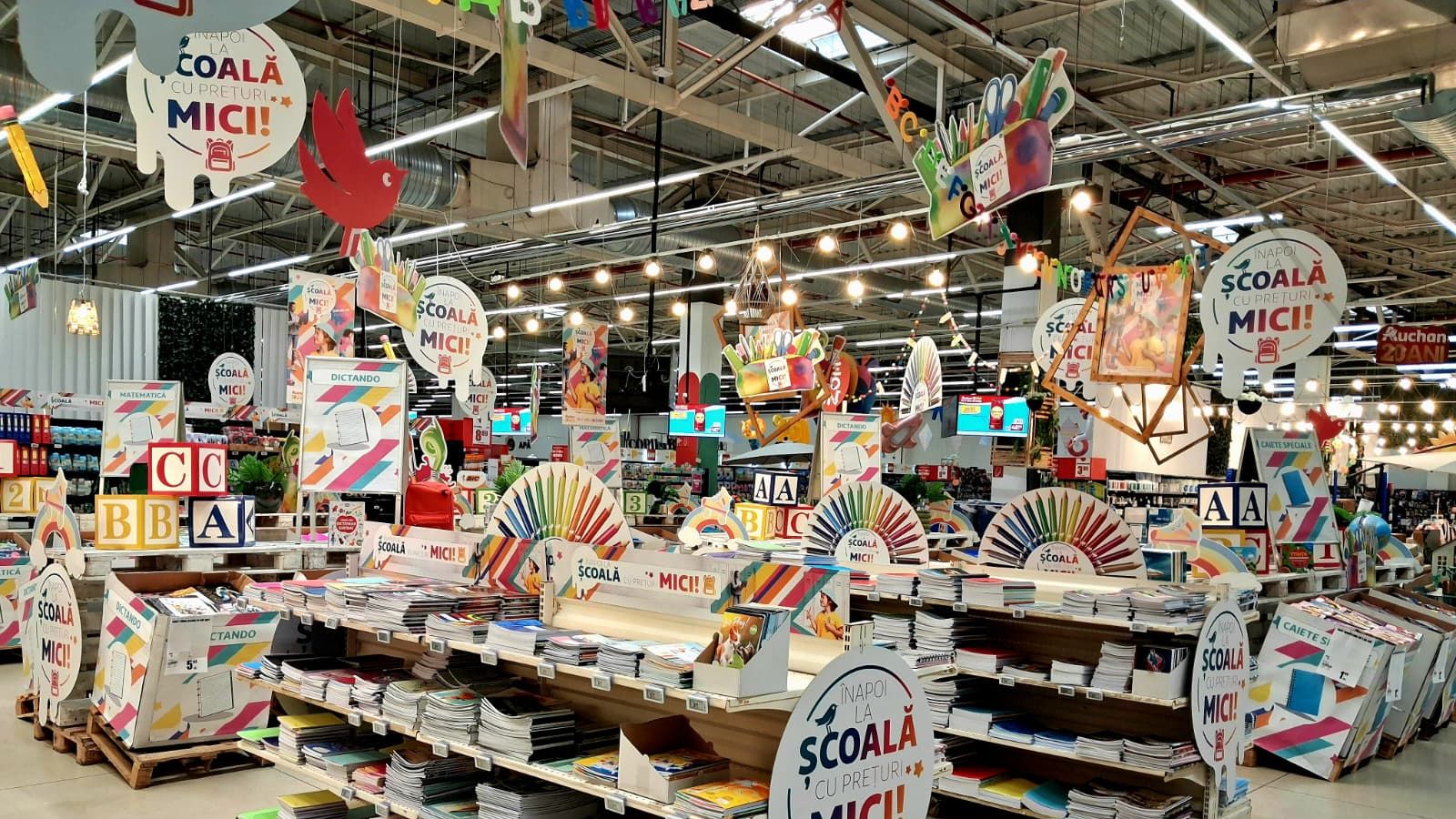 Back to School 2026: ce oferte are Auchan la rechizite și ce prețuri găsești în ATAC