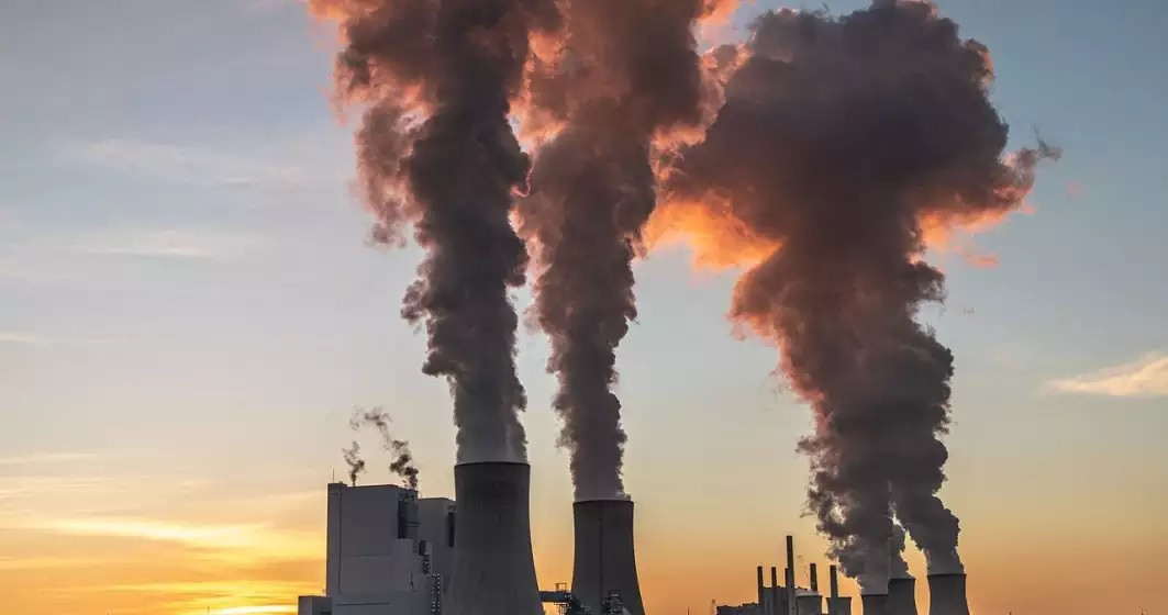 Centralele pe cărbune rămân deschise!&nbsp;Legea decarbonizării, adoptată în Parlament. Dragoș Pîslaru: Prin acest amendament, încălcați jalonul 114