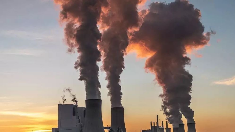 Centralele pe cărbune rămân deschise!&nbsp;Legea decarbonizării, adoptată în Parlament. Dragoș Pîslaru: Prin acest amendament, încălcați jalonul 114