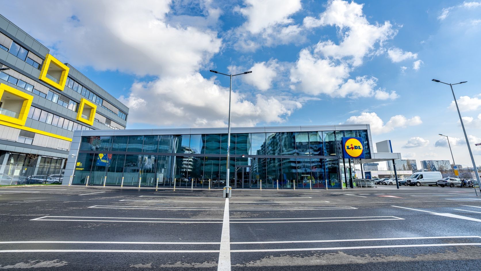 Lidl și-a mărit vânzările în ton cu inflația, iar profitul a ajuns la 1,4 mld. lei în 2025. Nemții spun că reinvestesc totul în România