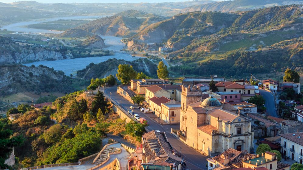 Italia oferă 28.000 de euro celor care vor să se mute în sudul țării