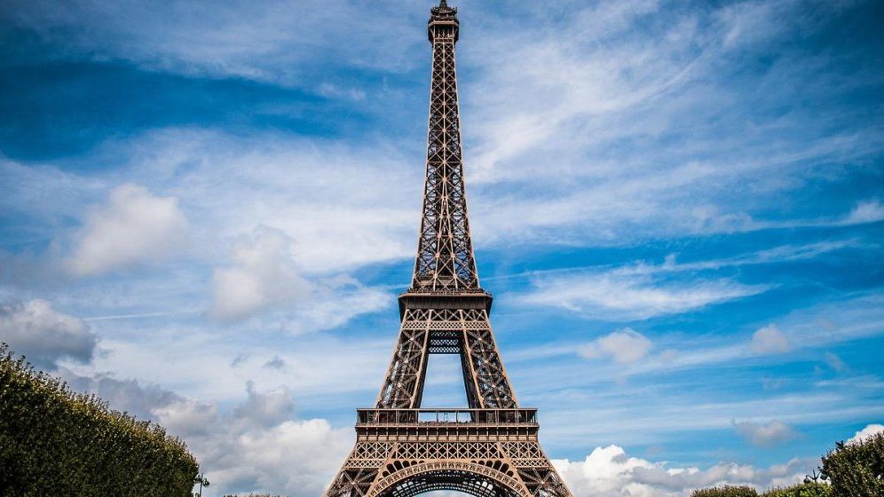 Avertizare MAE pentru cei care călătoresc în Franța - Va avea loc o grevă a controlorilor de trafic aerian