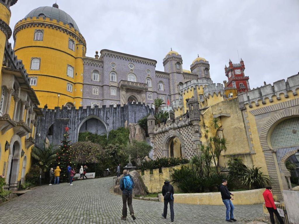Sintra, orașul de basm al Portugaliei - Imagine 23