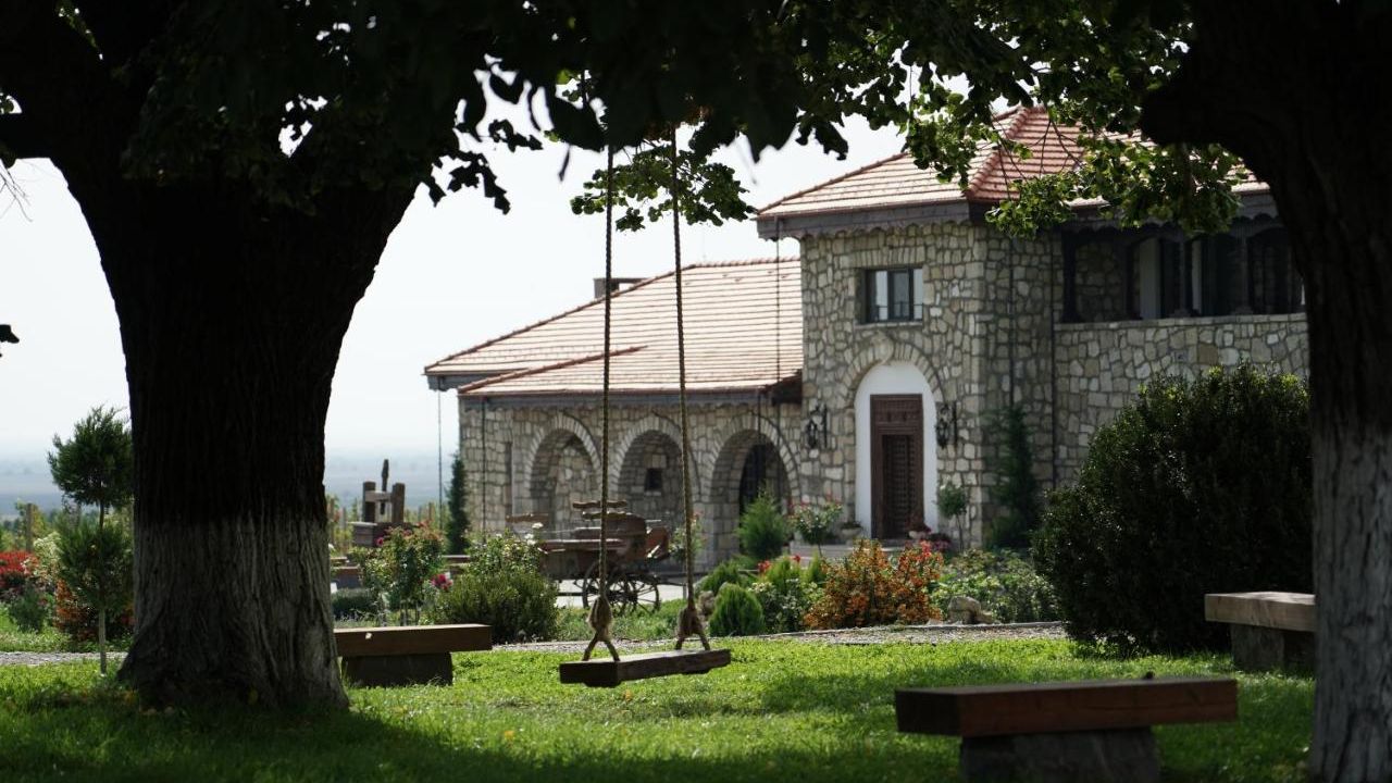 Mai mult timp pentru vin: Tohani România își extinde capacitatea de cazare