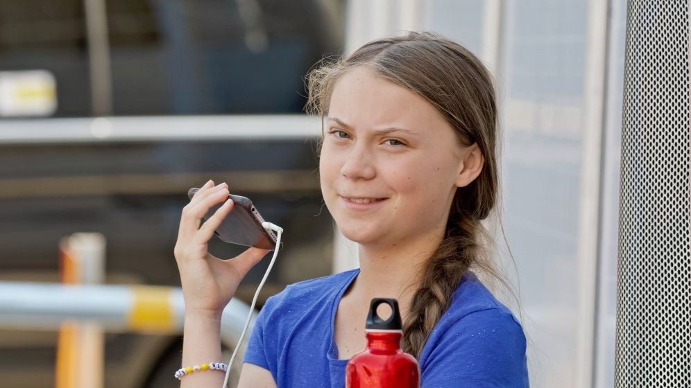 Greta Thunberg protesteaza alaturi de mii de alti tineri la Lausanne impotriva schimbarilor climatice