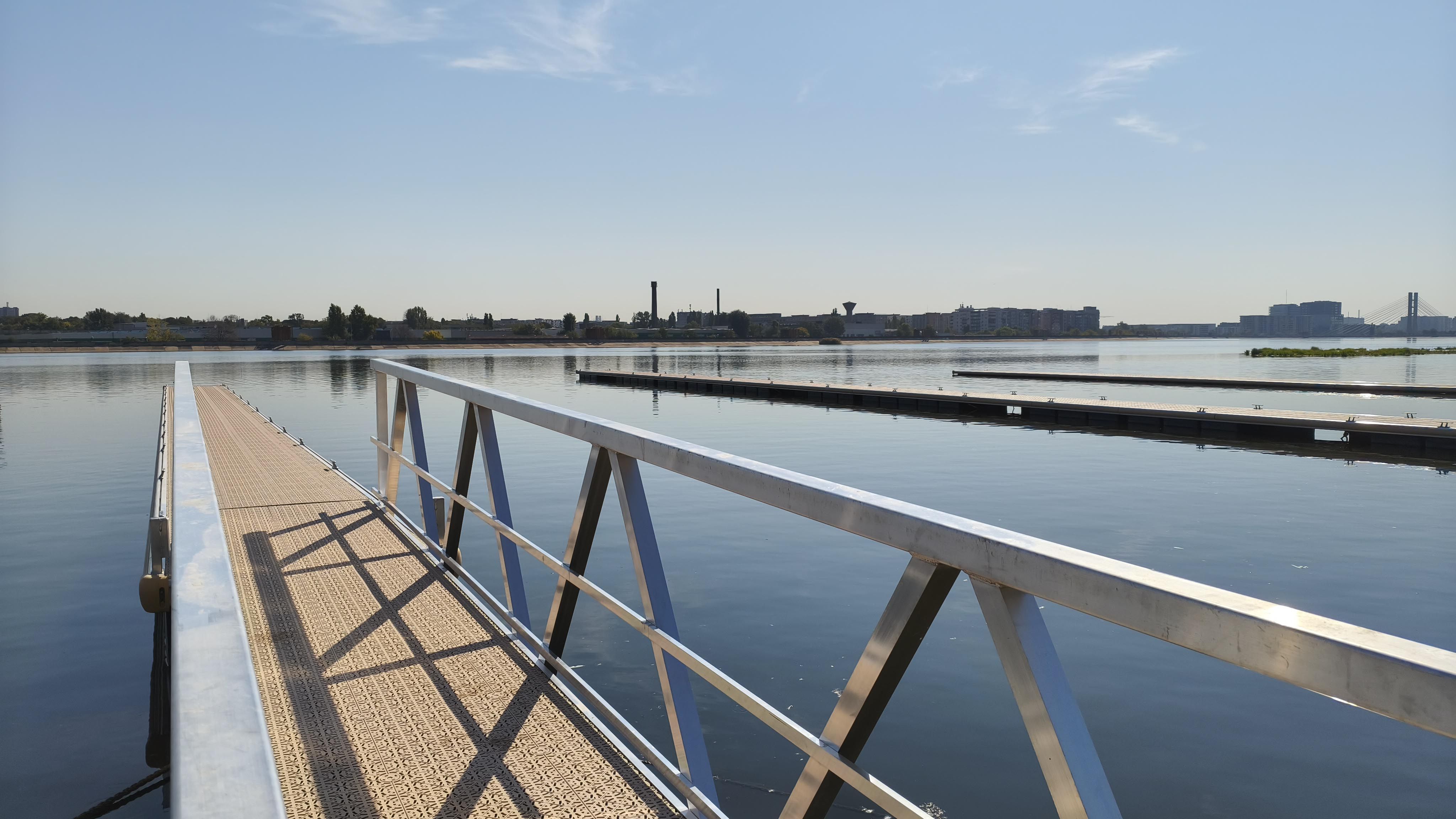 [FOTO] Cum arată insula de pe Lacul Morii după restaurare. Primăria S6 va organiza aici evenimente tot weekendul - Poza 24