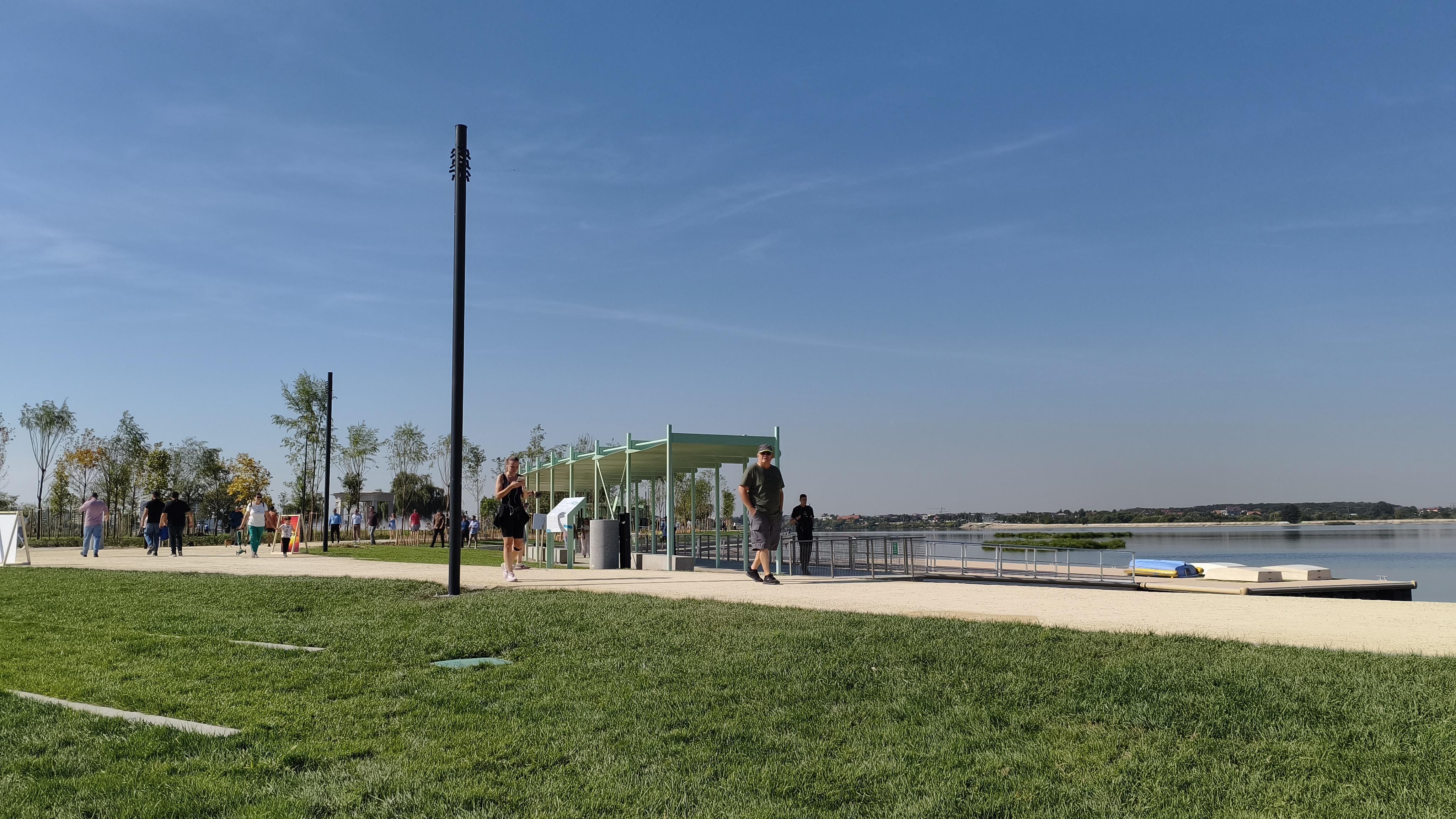 [FOTO] Cum arată insula de pe Lacul Morii după restaurare. Primăria S6 va organiza aici evenimente tot weekendul - Poza 28