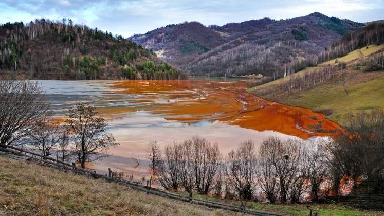 USR acuza: Guvernul refuza accesul expertilor UNESCO la Rosia Montana
