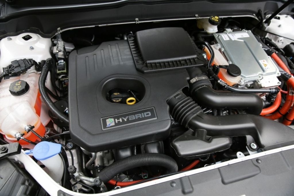 Ford Mondeo hibrid - Imagine 28