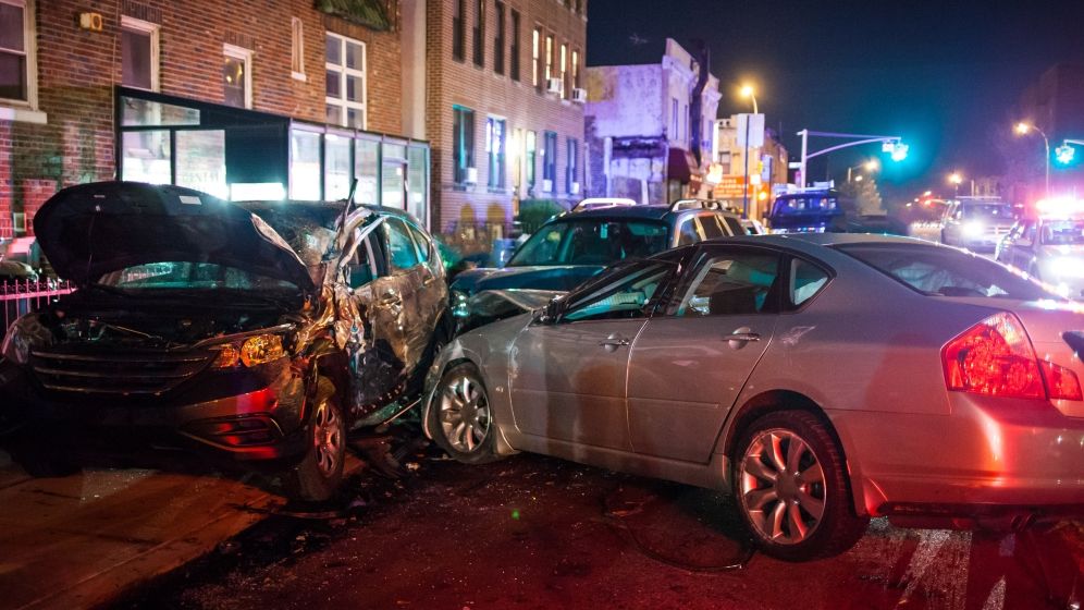 Peste 15.000 de asigurari RCA incheiate pe firme radiate circula pe soselele din Romania