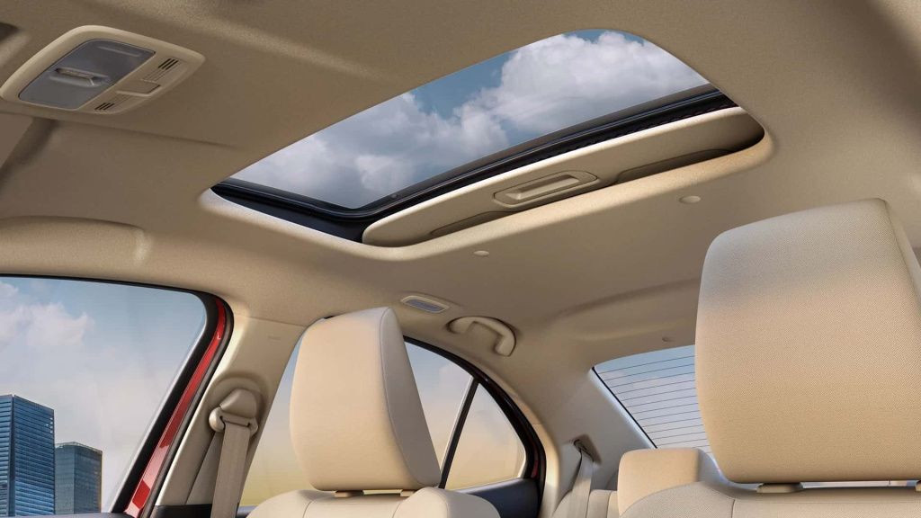 GALERIE FOTO | Suzuki Dzire ar fi putut fi rivalul de 8.000 de euro al Daciei Logan - Imagine 8