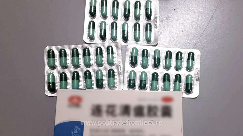 Poliţia de Frontieră Română a descoperit mii de pastile contrafăcute anti-COVID