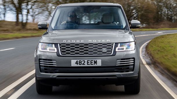 Range Rover primeste versiunea P400: motor pe benzina de 3.0 litri, 400 CP si sistem mild-hybrid