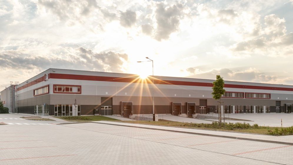 Retailul crește văzând cu ochii în orașele mici și mijlocii din România. Colliers: Cel mai ridicat nivel de proiecte noi din ultimii 10 ani