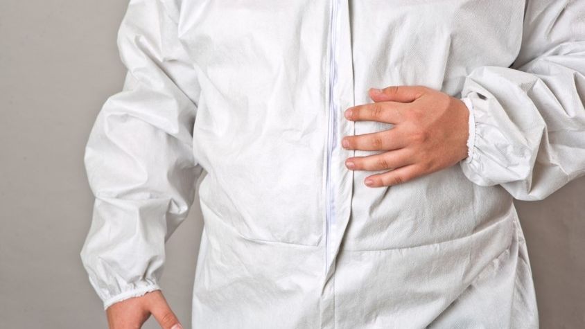 Afacerea socială Atelier Merci va produce 4.000 de combinezoane de protecție pentru spitalele COVID-19