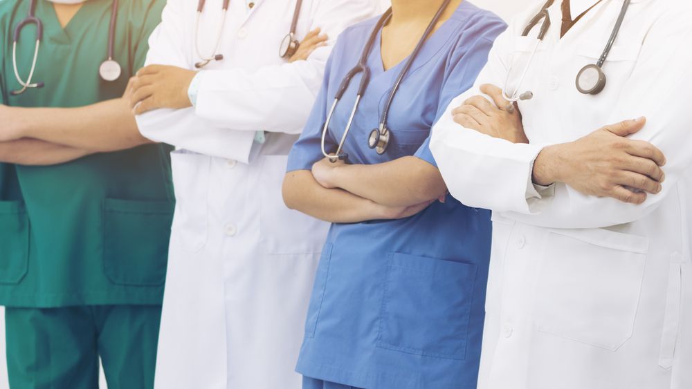 Peste 500 de medici canadieni protesteaza: Avem salarii prea mari