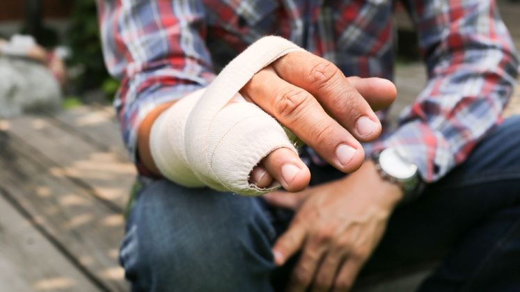 RCA, inundatii, incendii sau decese: TOP 5 daune achitate de societatile de asigurari in 2015