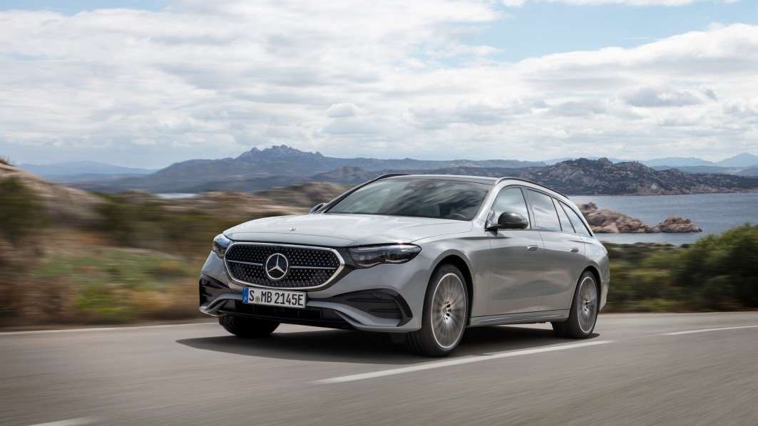 Mercedes-Benz va pompa mai mulți bani în mașinile cu motoare tradiționale decât anunța în trecut