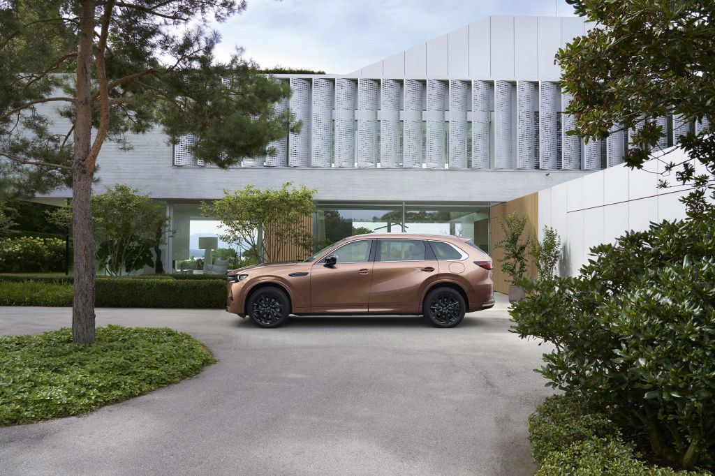 GALERIE FOTO | Mazda CX-80 prezentată pentru Europa - Imagine 5