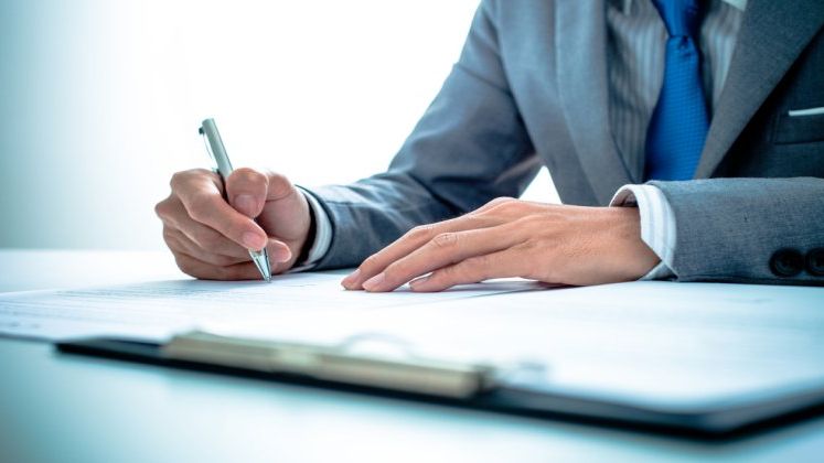 Ministerul Justitiei: MJ nu e preocupat sa eleboreze un proiect de modificare a codurilor penale. In prezent, MJ centralizeaza deciziile CCR privind aceste acte normative